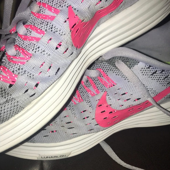 Nike - Picture 6 of 6